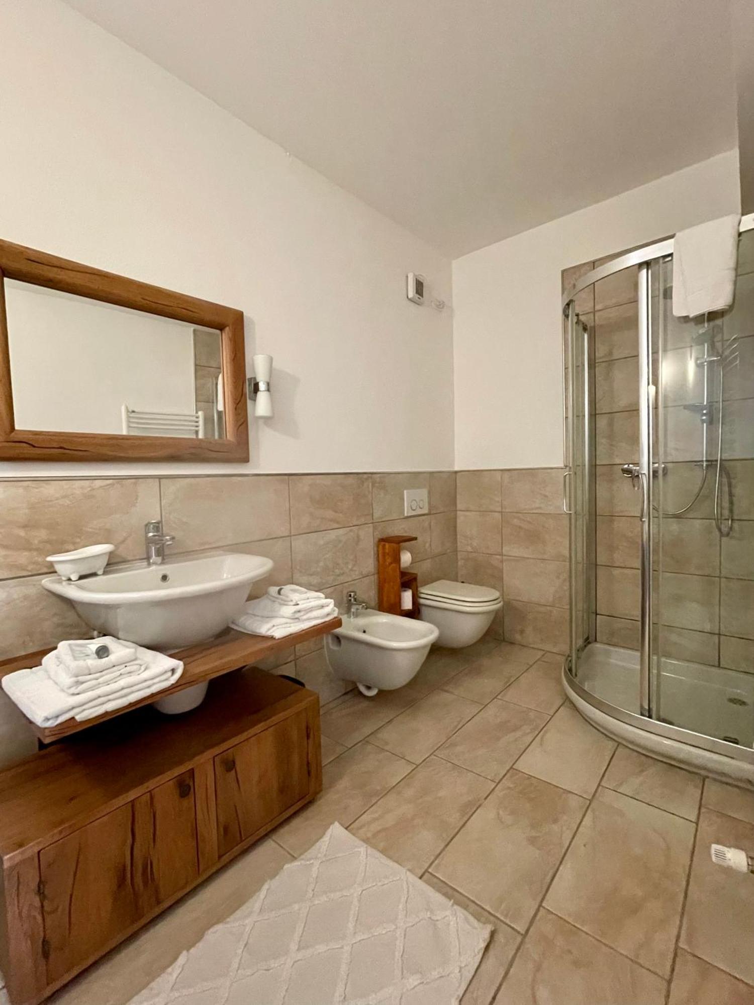La Selvaggia Alloggio per agriturismo Mandello del Lario